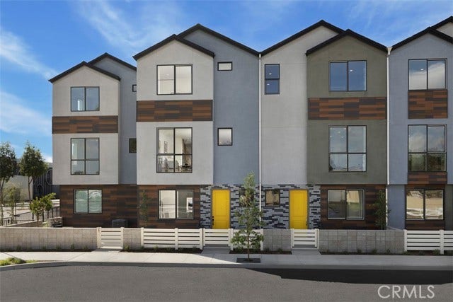 Property photo for 5804 Linden Ave AVE, #7, Long Beach, CA