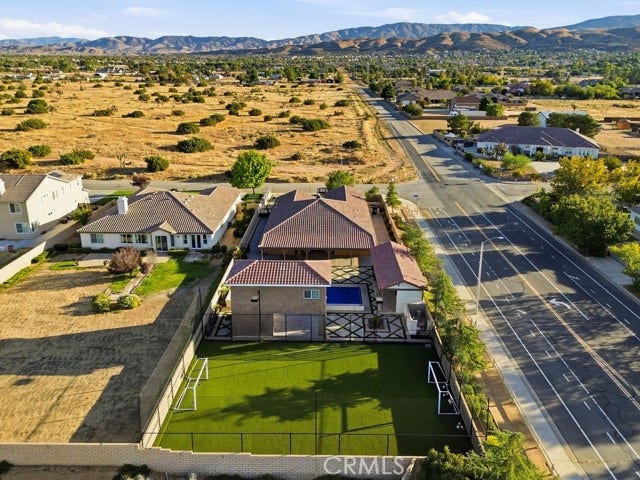 3945 Derby CIR, Lancaster, CA 93536