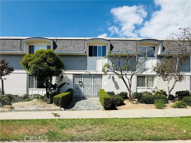 Property photo for 1725 Loma AVE, #6, Long Beach, CA