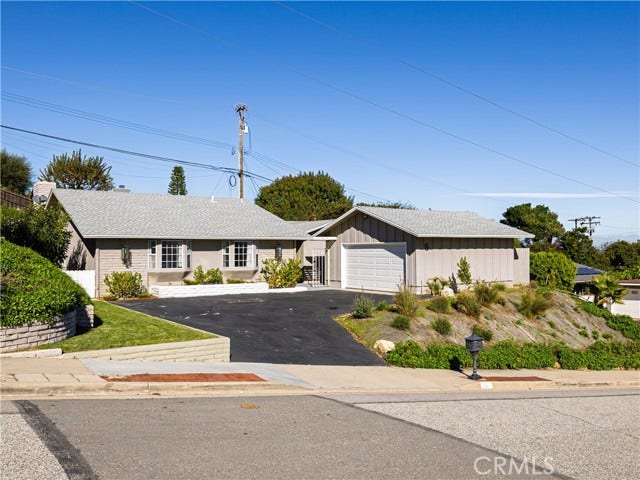 Property photo for 5 Brokenbow LN, Rolling Hills Estates, CA