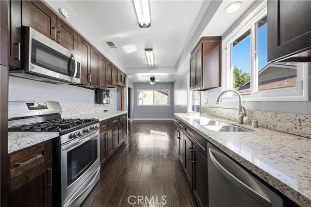 11460 Valjean AVE, Granada Hills, CA 91344 11460 Valjean AVE, Granada Hills, CA 91344
