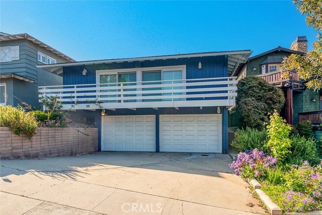 Property photo for 673 17th Street, Manhattan Beach, CA