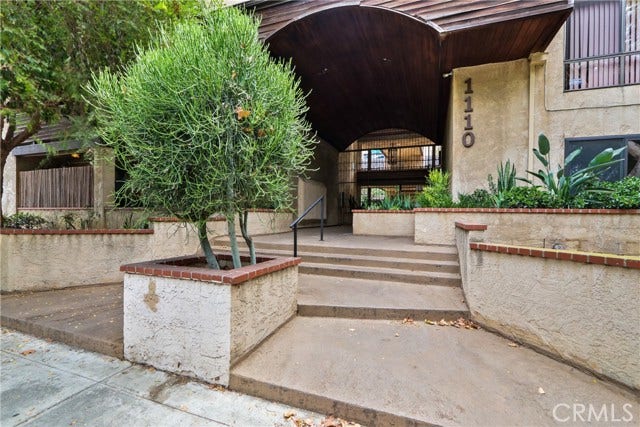 Property photo for 1110 Ohio AVE, #22, Long Beach, CA
