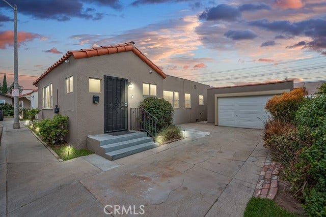 Property photo for 1515 E Walnut Way, Long Beach, CA