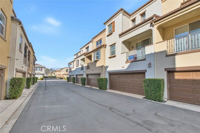 6971 Vining ST, Chino, CA 91710