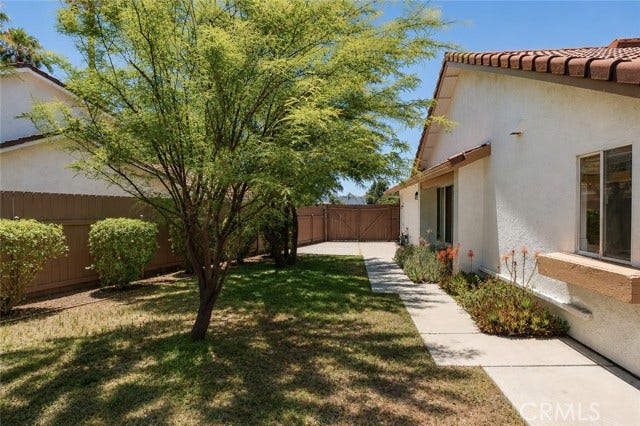 42375 Carino, Temecula, CA 92592