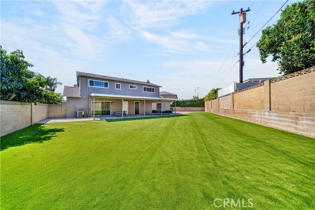 1398 Tartan CIR, Placentia, CA 92870
