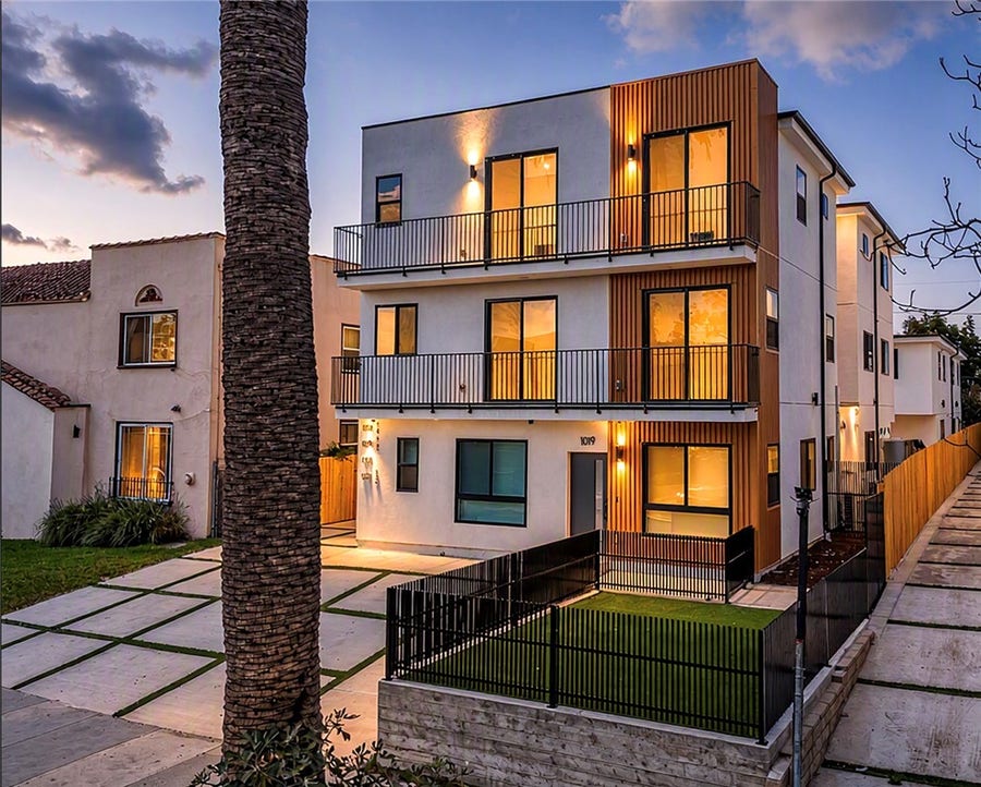 Property photo for 1021 S. Citrus AVE, #3, Los Angeles, CA