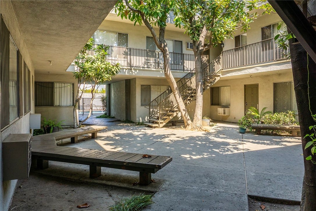 14807 Parthenia, Panorama City, CA 91402