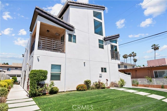 Property photo for 1013 E La Palma, Inglewood, CA