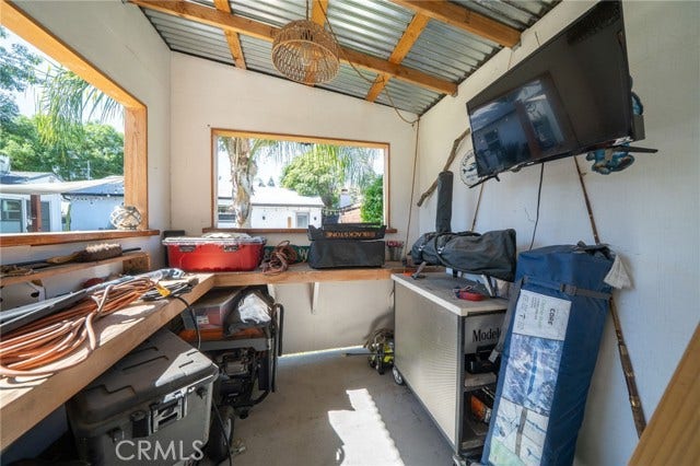 3327 N Crescent, San Bernardino, CA 92405 3327 N Crescent, San Bernardino, CA 92405