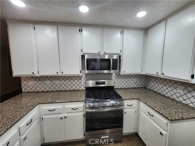 12234 Jasmine CT, Victorville, CA 92395
