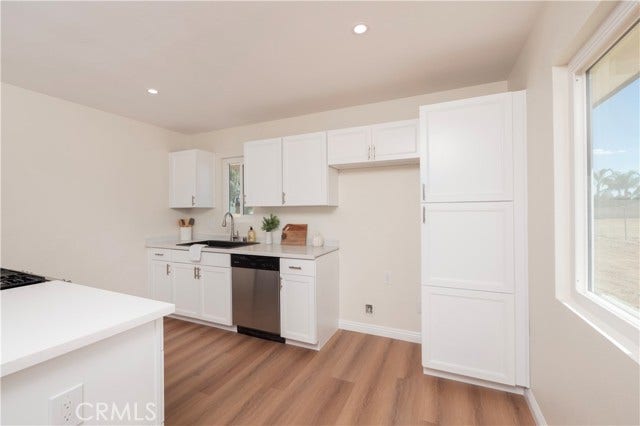 17140 Parsons, Riverside, CA 92508