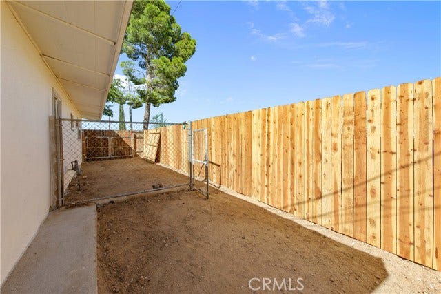 15105 Condor, Victorville, CA 92394 15105 Condor, Victorville, CA 92394