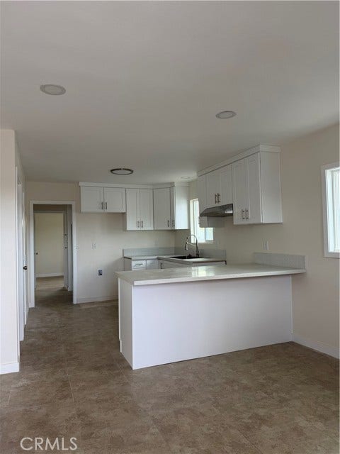 Property photo for 649 E 87th, Los Angeles, CA