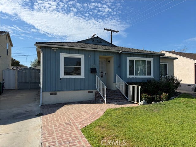 Property photo for 6912 E Peabody, Long Beach, CA