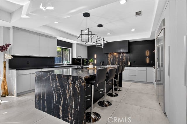 13964 Morrison ST, Sherman Oaks, CA 91423