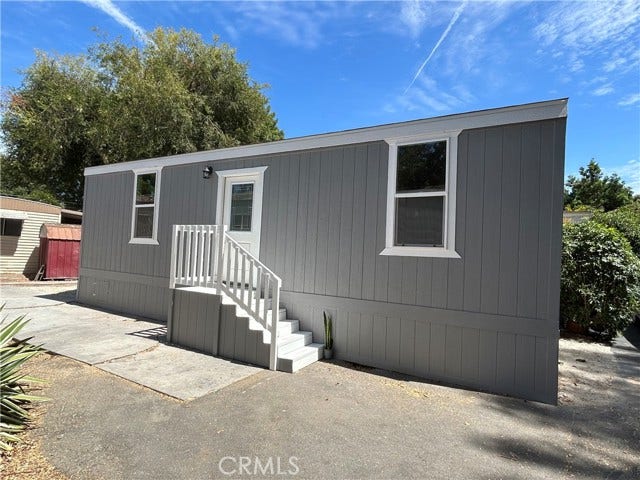 Property photo for 300 E Arbor Street, #2, Long Beach, CA
