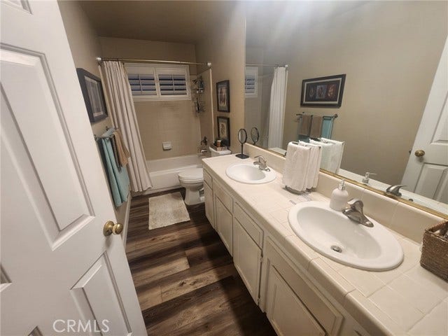 6358 N Forestiere, Fresno, CA 93722