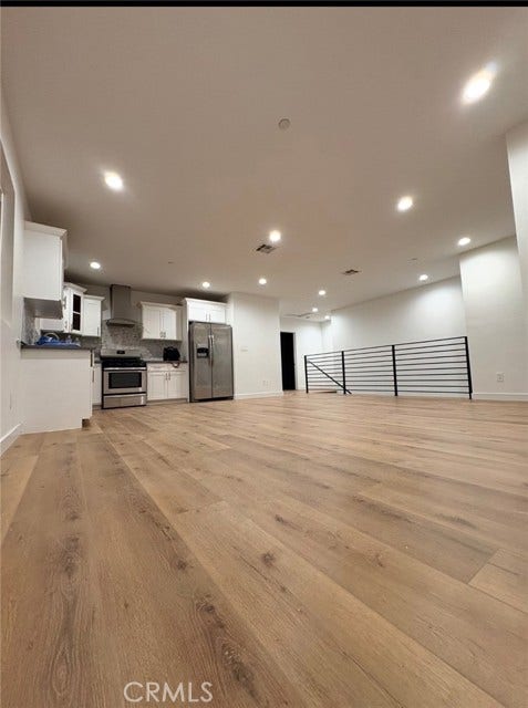 Property photo for 136 1/2 N Carondelet, Los Angeles, CA