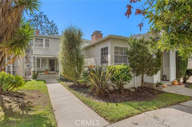 Property photo for 10372 Ashton AVE, Los Angeles, CA