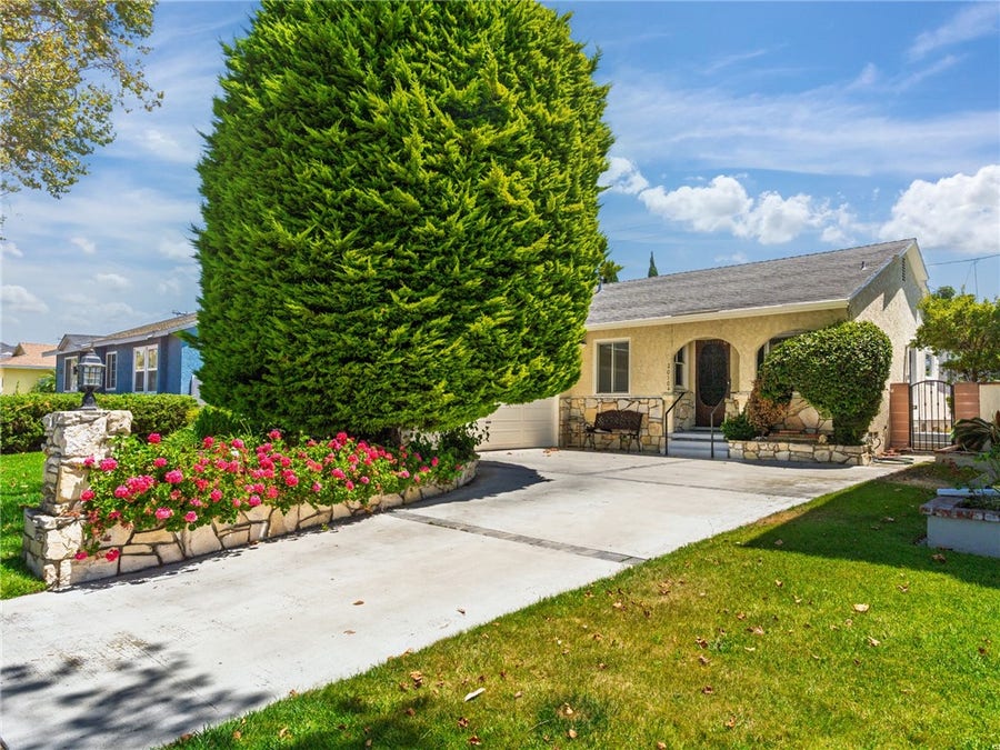 Property photo for 20104 Entradero AVE, Torrance, CA
