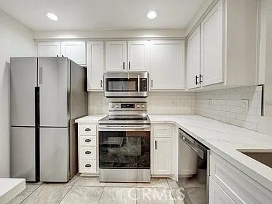 Property photo for 3867 Thorncroft, Inglewood, CA