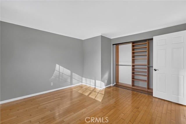 11127 La Maida, #17, North Hollywood, CA 91601