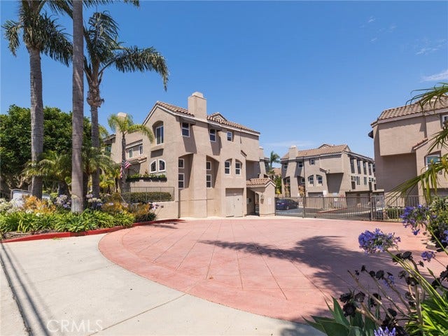 Property photo for 1305 E Grand AVE, #F, El Segundo, CA