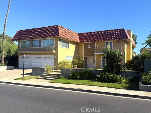 Property photo for 6390 E Bixby Hill, Long Beach, CA