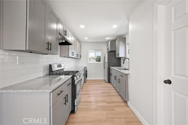 3101 W 60th, Los Angeles, CA 90043