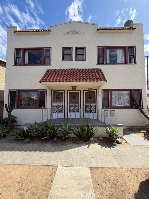 Property photo for 2624 E 6th, Long Beach, CA