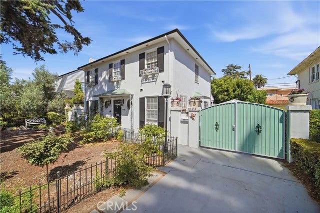 Property photo for 1826 Wellington RD, Los Angeles, CA