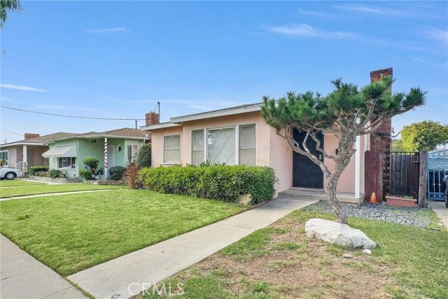Property photo for 933 King AVE, Wilmington, CA