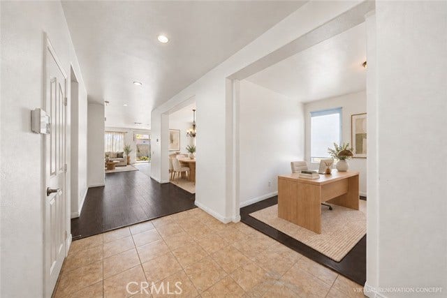 14969 Meadows WAY, Eastvale, CA 92880 Lobby