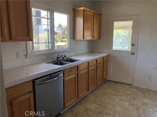 Property photo for 826 Torrance Blvd, Redondo Beach, CA