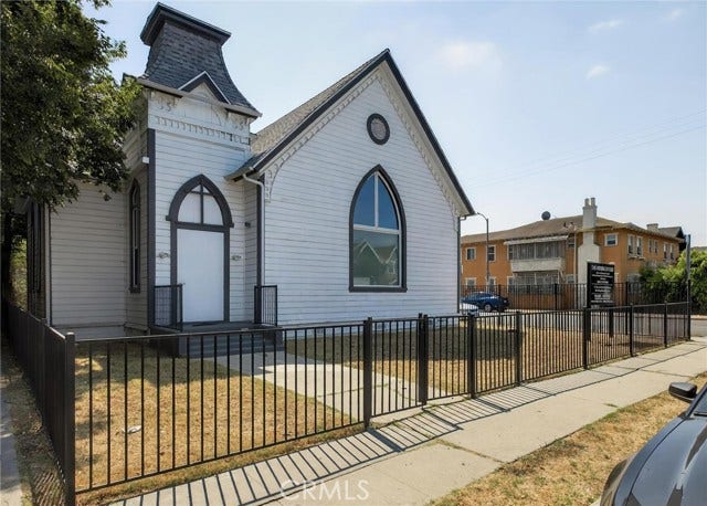 Property photo for 3425 W 15th ST, Los Angeles, CA