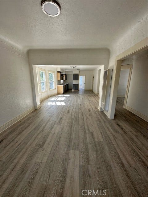 Property photo for 153 W 46th, Los Angeles, CA