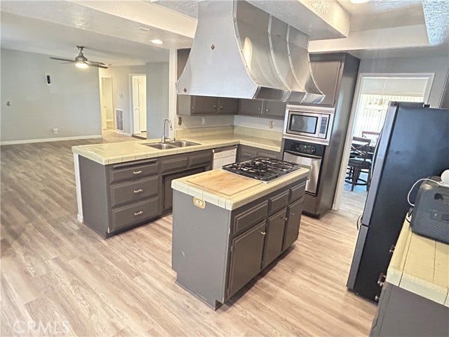 19430 Tomahawk RD, Apple Valley, CA 92307