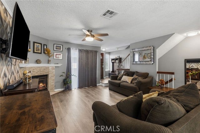 123 W Spring ST, #B, Long Beach, CA 90806