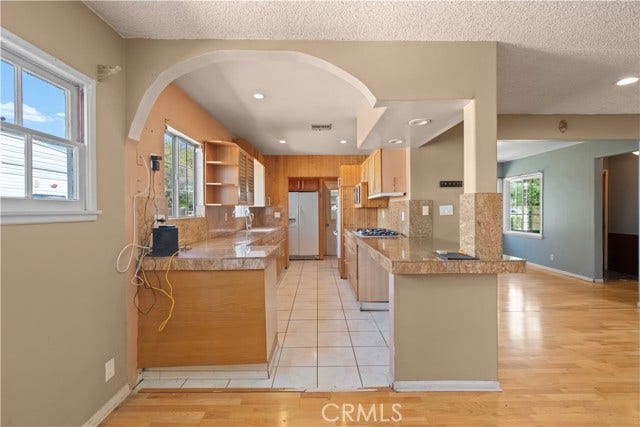 10561 Marklein, Mission Hills, CA 91345