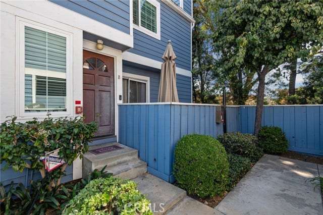 123 W Spring ST, #B, Long Beach, CA 90806