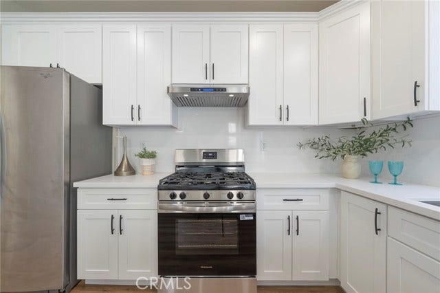 6303 Plum AVE, Corona, CA 92880