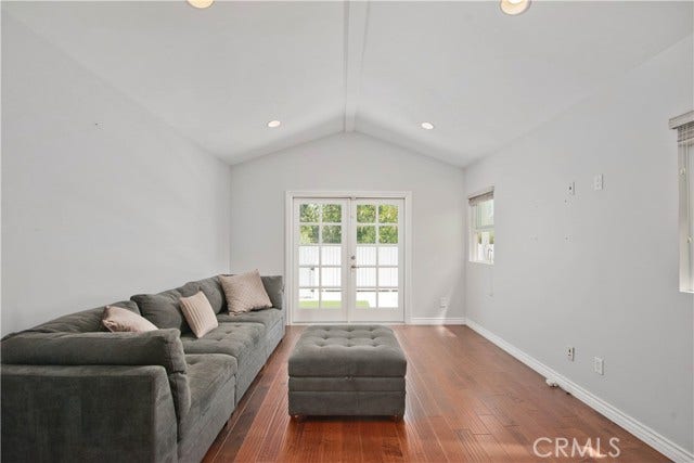 17343 Martha ST, Encino, CA 91316