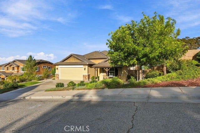 38462 Siamese Ln, Palmdale, CA 93551