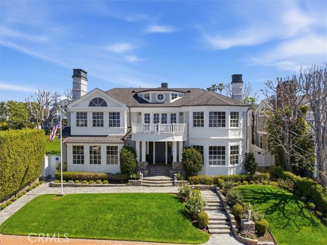 Property photo for 814 Pacific AVE, Manhattan Beach, CA
