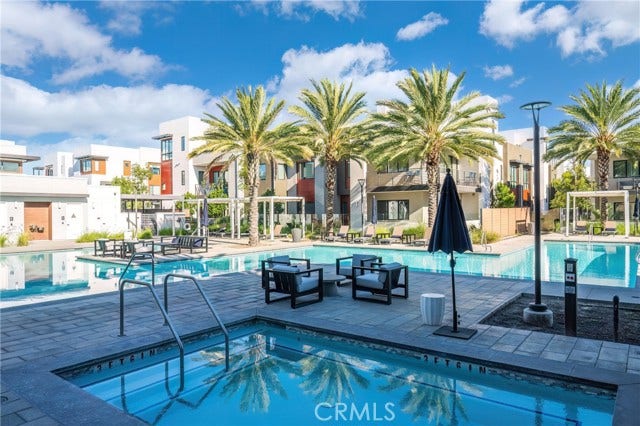 253 Waypoint, Tustin, CA 92782