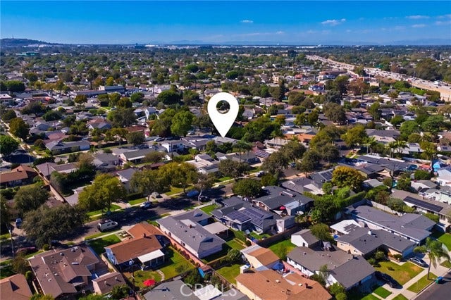 2000 Iroquois, Long Beach, CA 90815