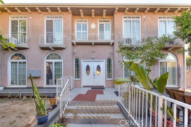 Property photo for 335 N Mariposa AVE, Los Angeles, CA
