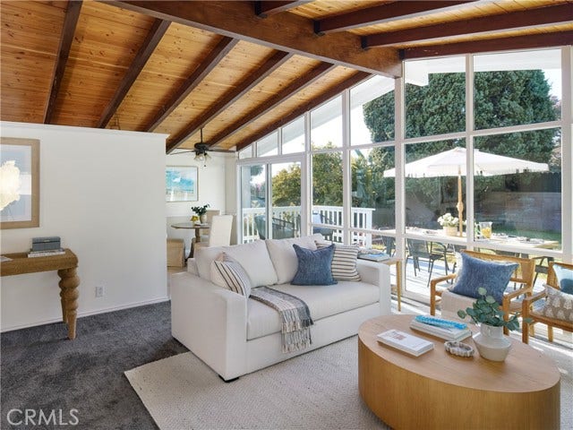 Property photo for 705 W Palm, El Segundo, CA